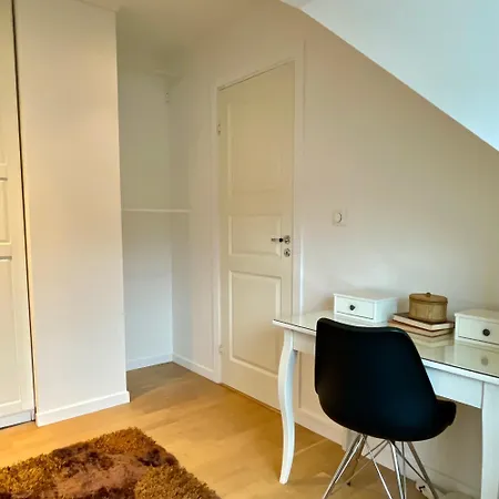 Lovely With A View, Garden And Parking Apartament