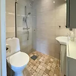 Apartment Lovely With A View, Garden And Parking Bergen