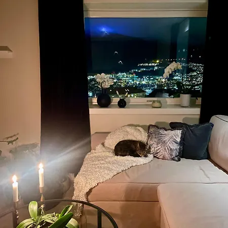 Lovely With A View, Garden And Parking * ברגן
